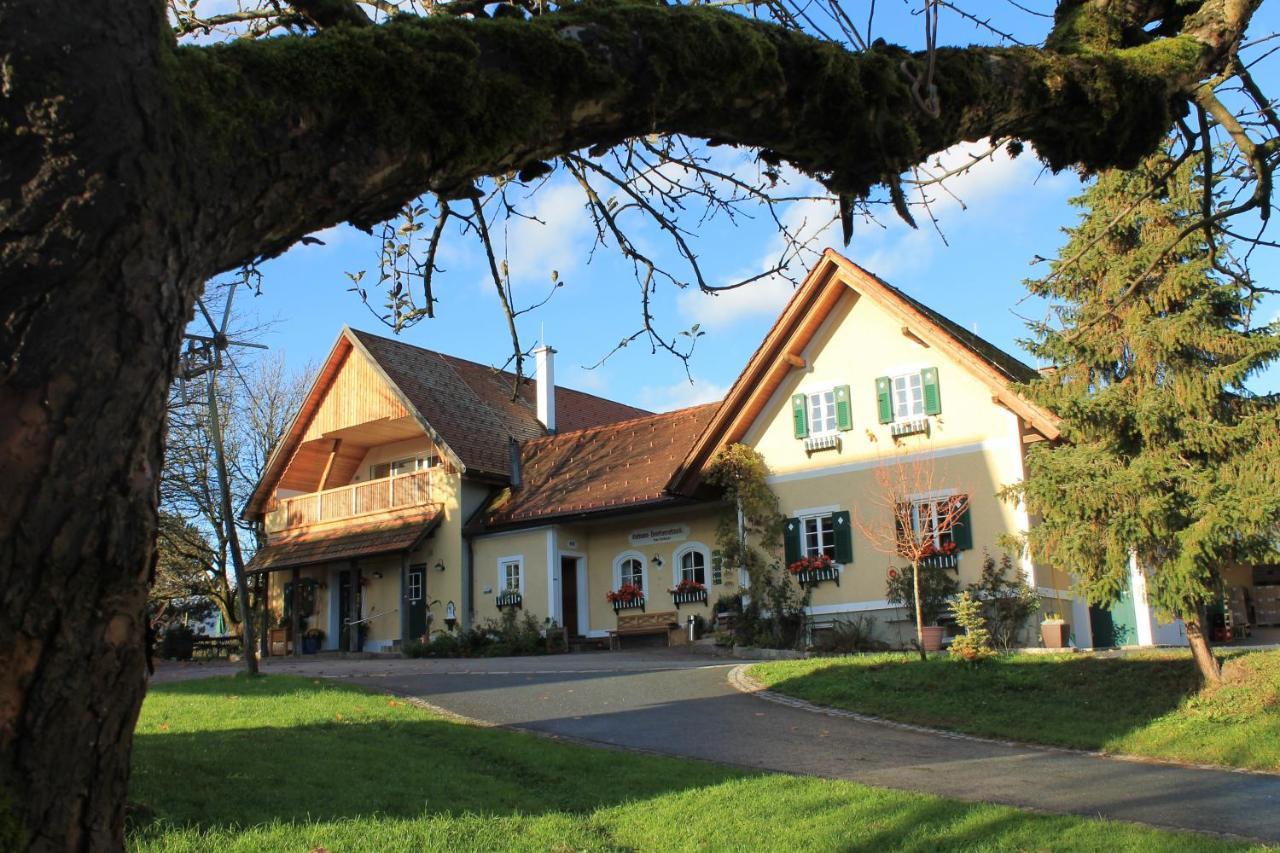 Krainerhof - Winzerzimmer Sankt Stefan ob Stainz エクステリア 写真